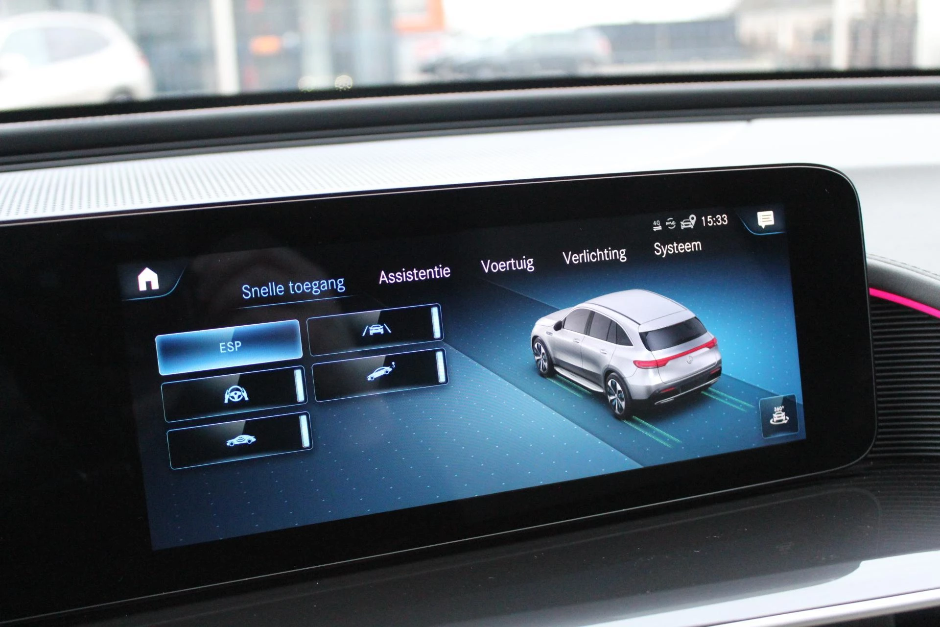 Hoofdafbeelding Mercedes-Benz EQC