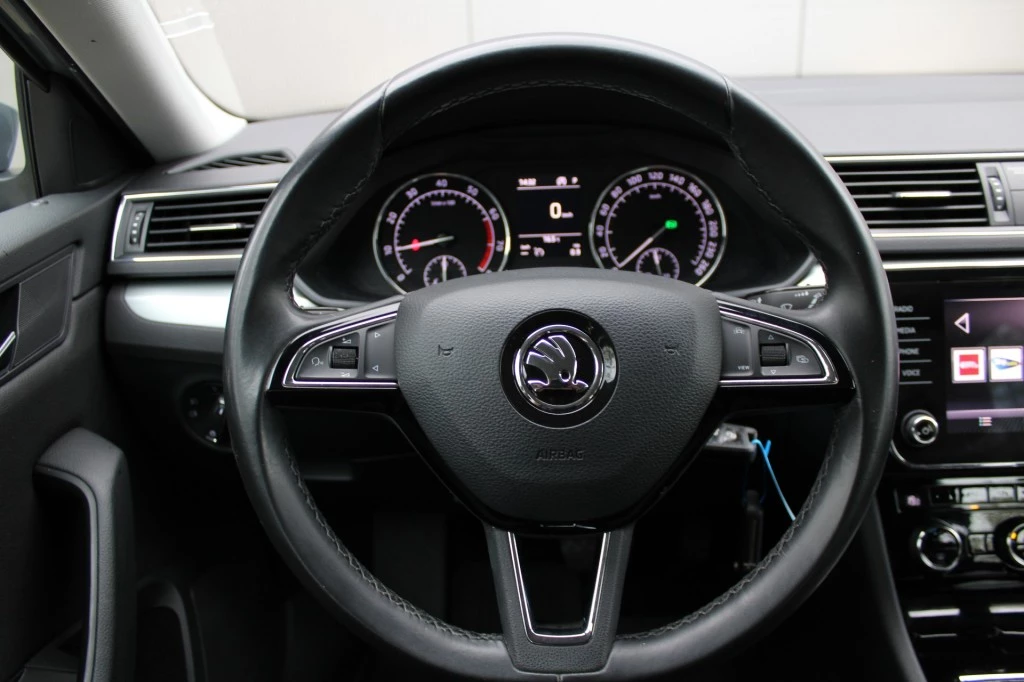 Hoofdafbeelding Škoda Superb