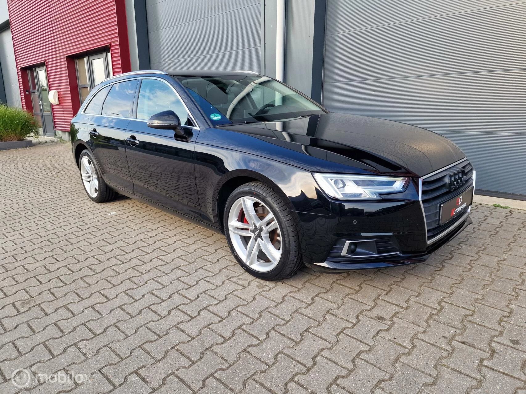 Hoofdafbeelding Audi A4