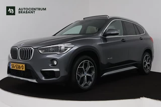 Hoofdafbeelding BMW X1 BMW X1 SDrive18i High Executive (PANORAMADAK, ACHTERUITRIJCAMERA, SFEERVERLICHTING, STOELVERWARMING, NAVIGATIE, DEALER ONDERHOUD)