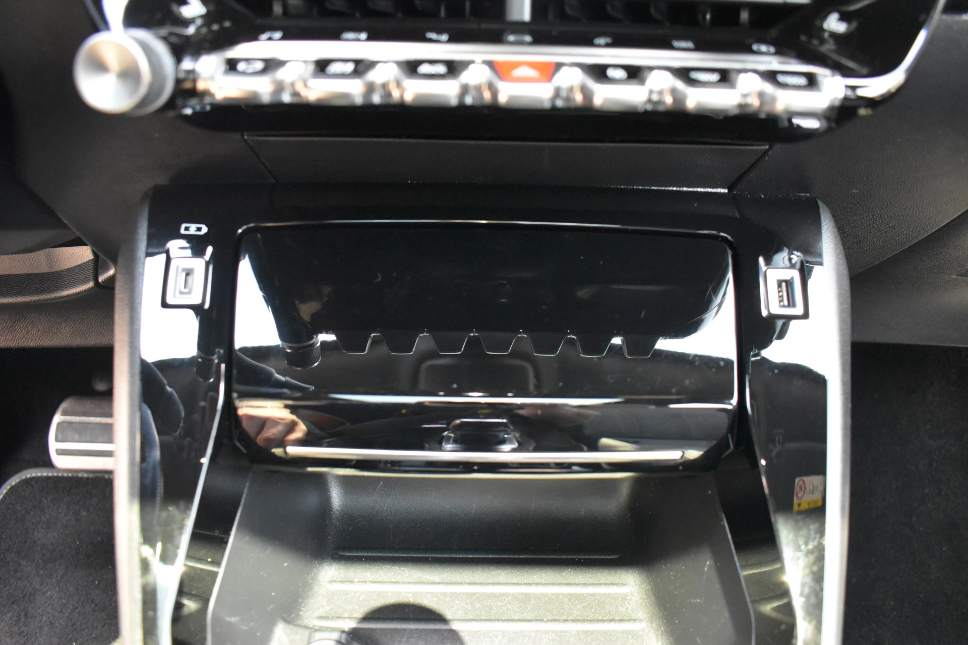 Hoofdafbeelding Peugeot e-2008