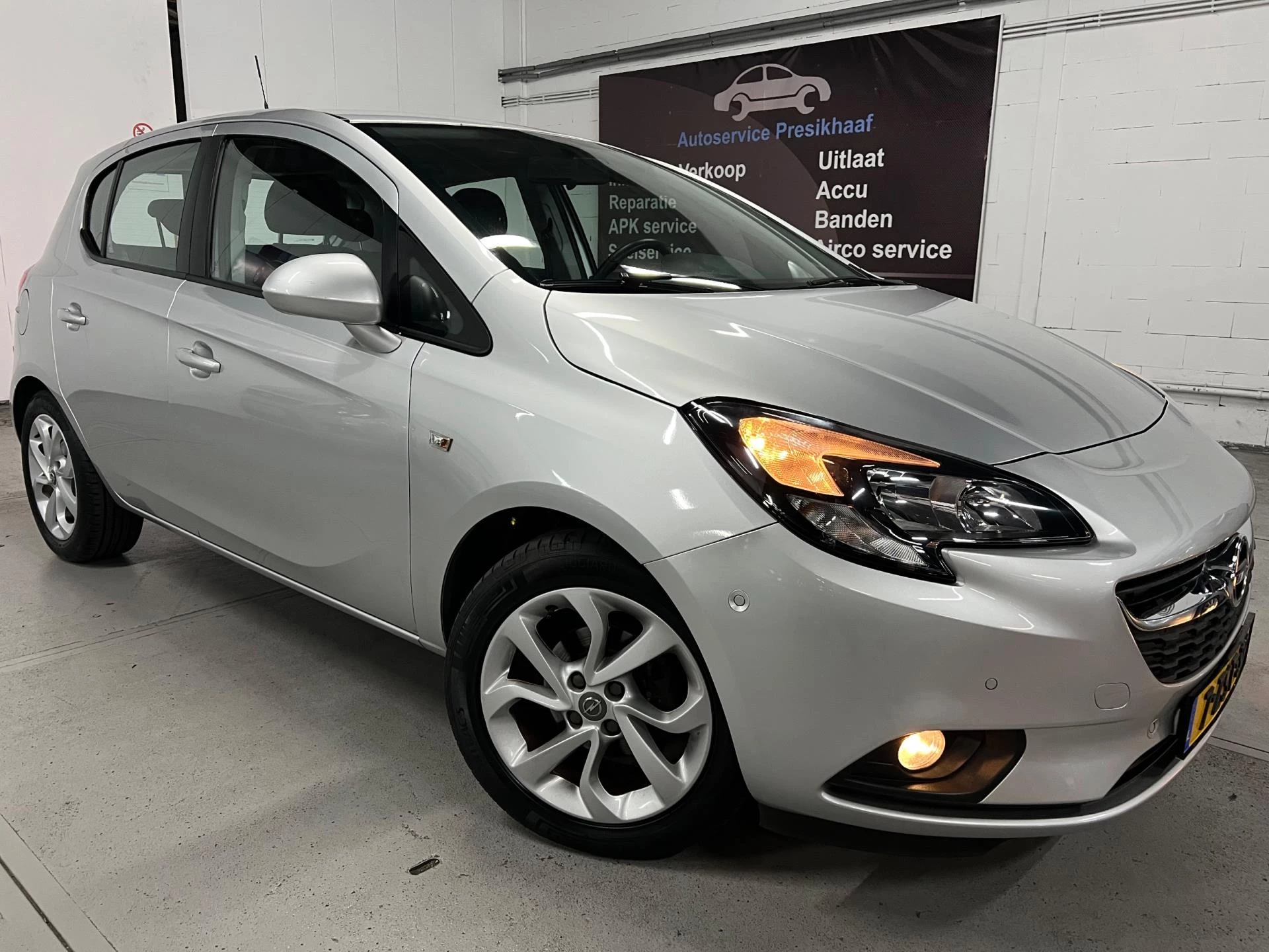 Hoofdafbeelding Opel Corsa