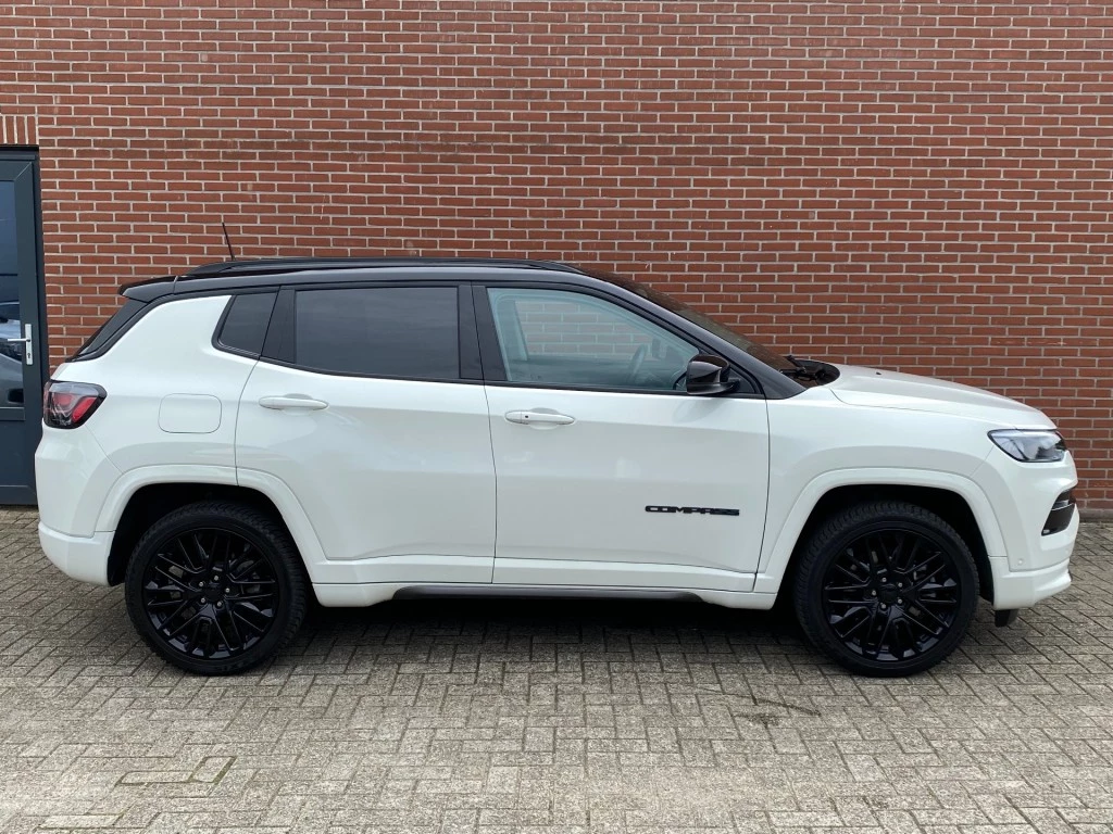 Hoofdafbeelding Jeep Compass