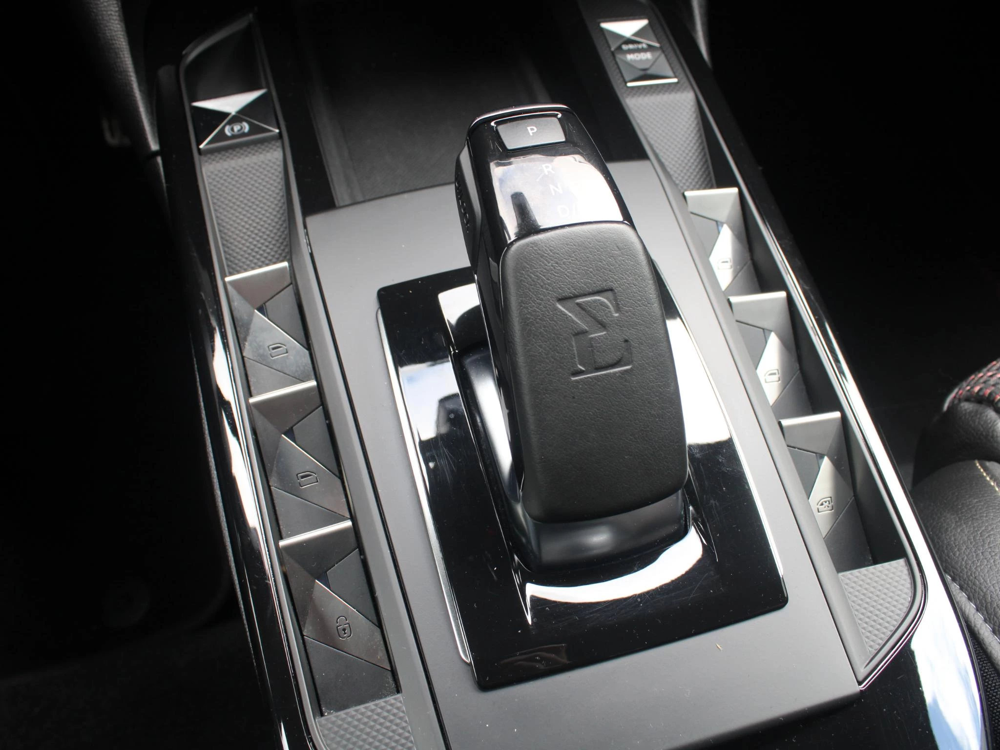 Hoofdafbeelding DS DS 3