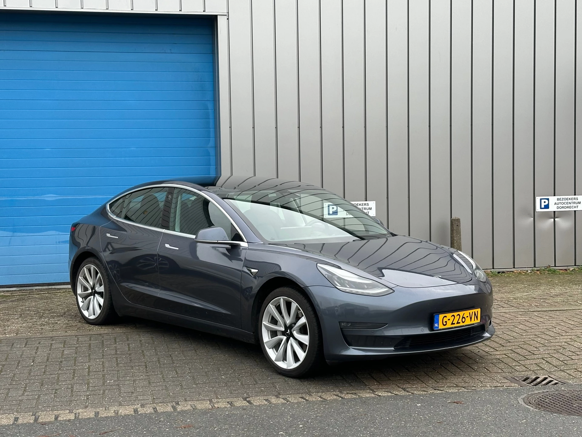 Hoofdafbeelding Tesla Model 3