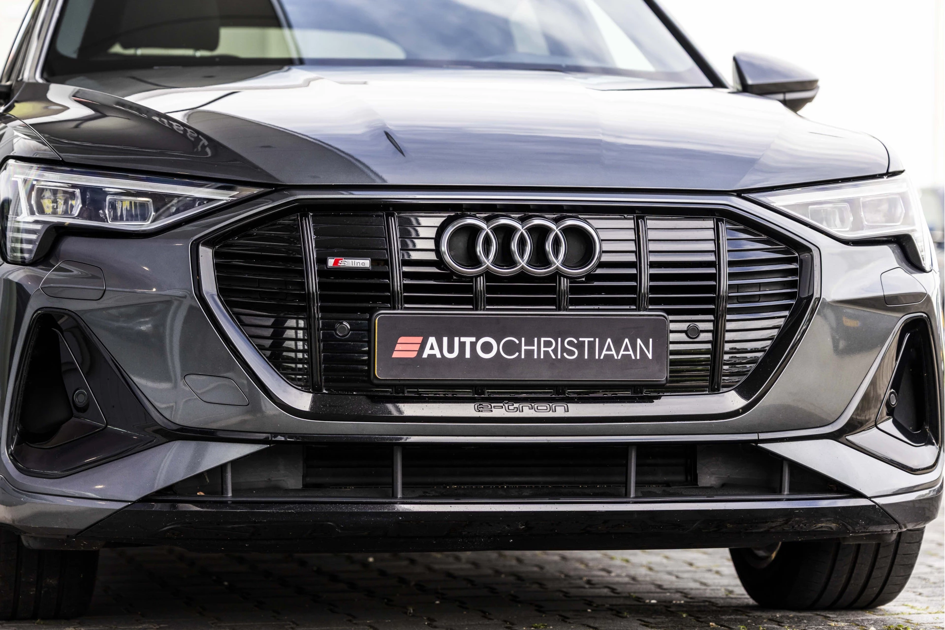 Hoofdafbeelding Audi e-tron