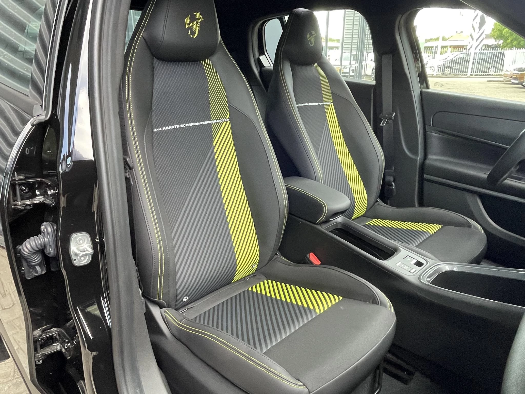 Hoofdafbeelding Abarth 600e