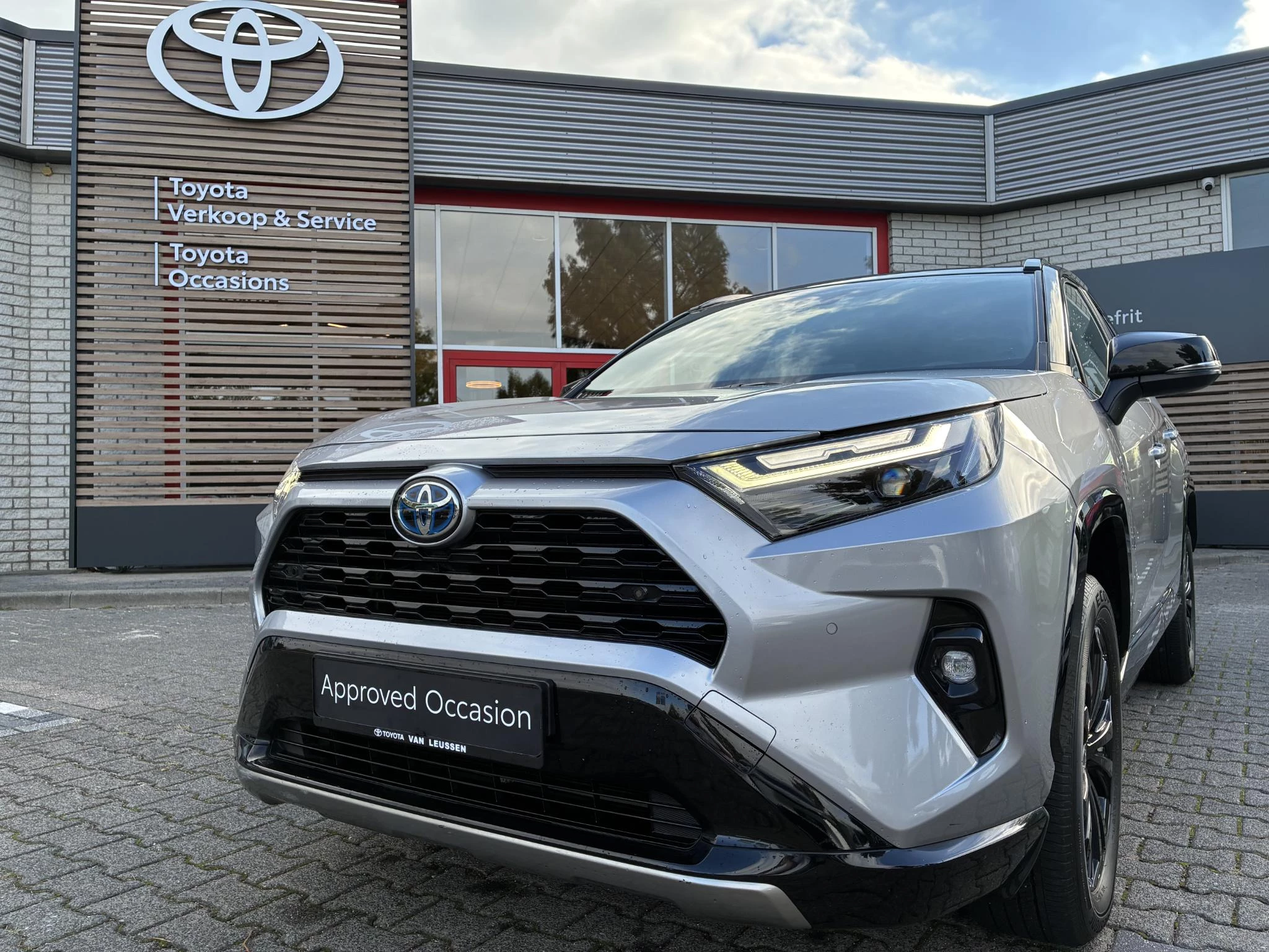 Hoofdafbeelding Toyota RAV4