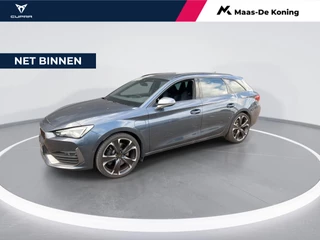 Hoofdafbeelding CUPRA Leon Sportstourer CUPRA Leon Sportstourer 1.4e-Hybrid 180kW/245PK VZ DSG · Trekhaak · Camera + Parkeersensoren · Navigatie · Garantie tot april 2027 of 90000km