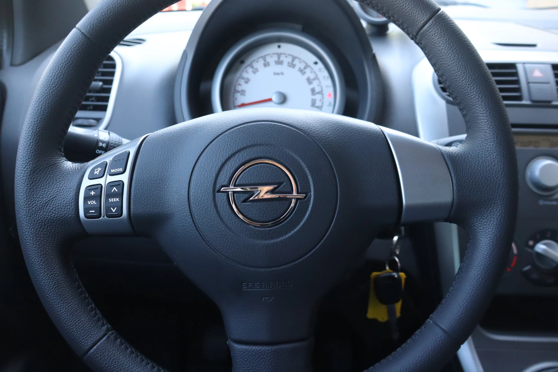 Hoofdafbeelding Opel Agila