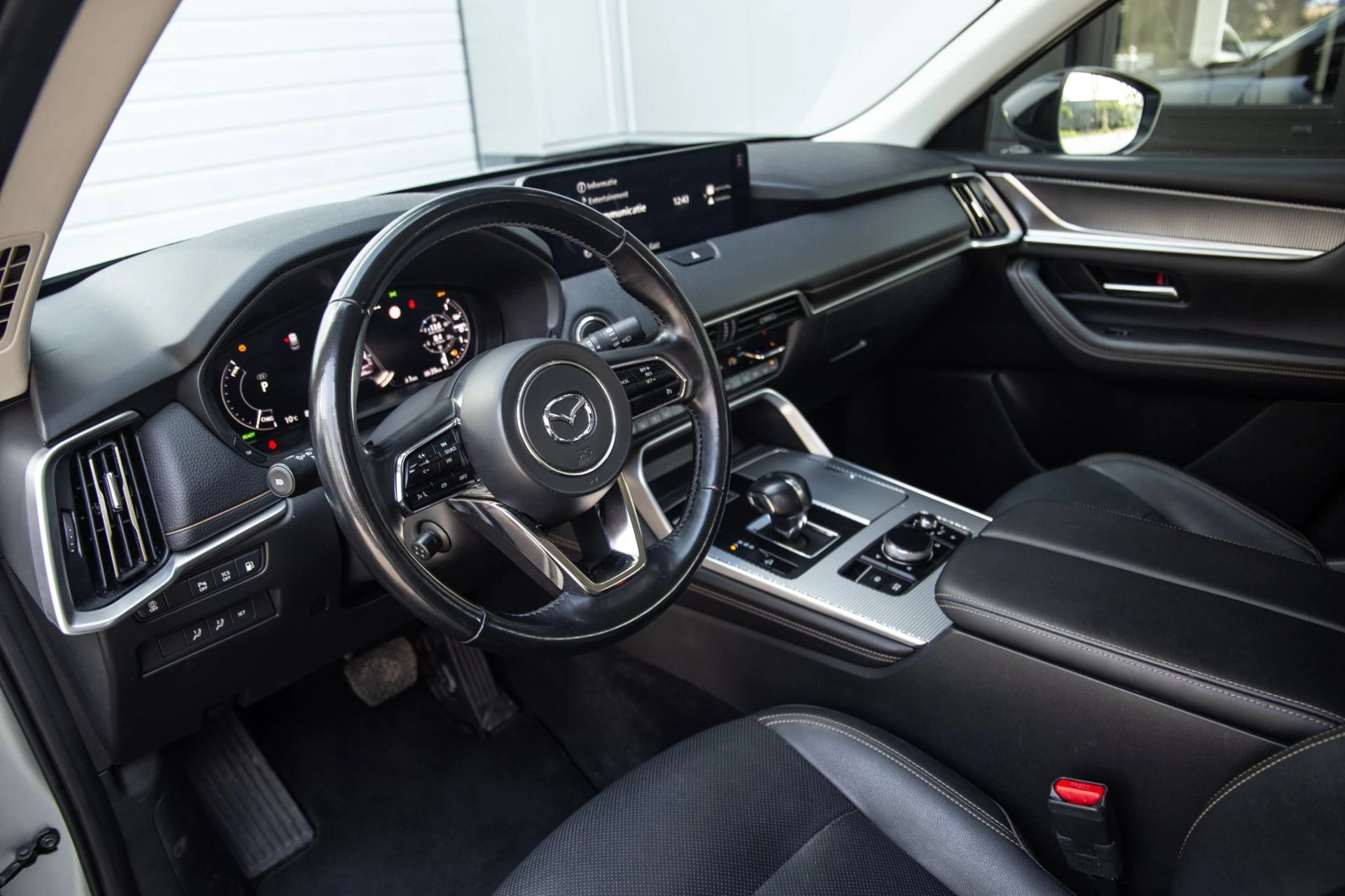 Hoofdafbeelding Mazda CX-60