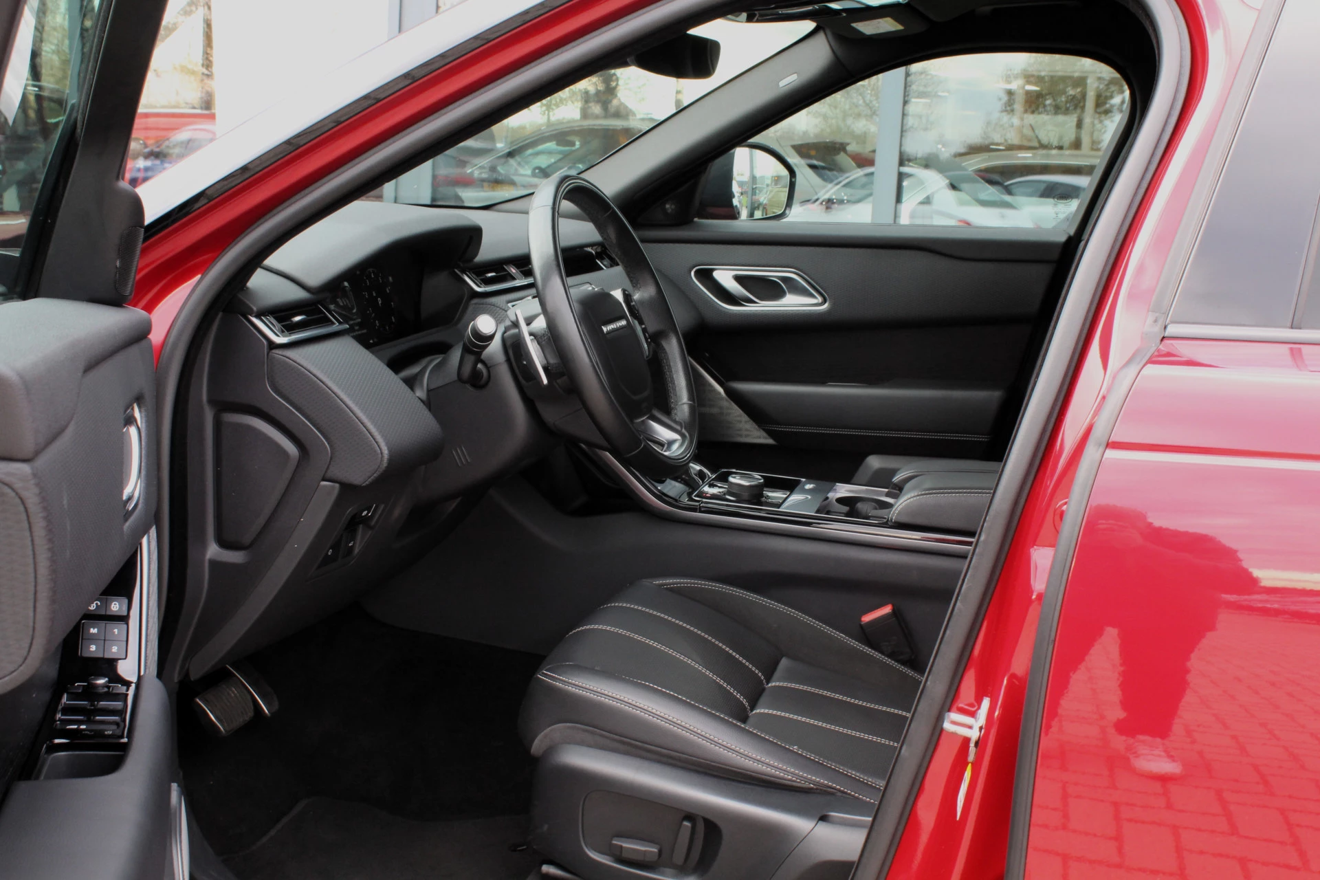 Hoofdafbeelding Land Rover Range Rover Velar