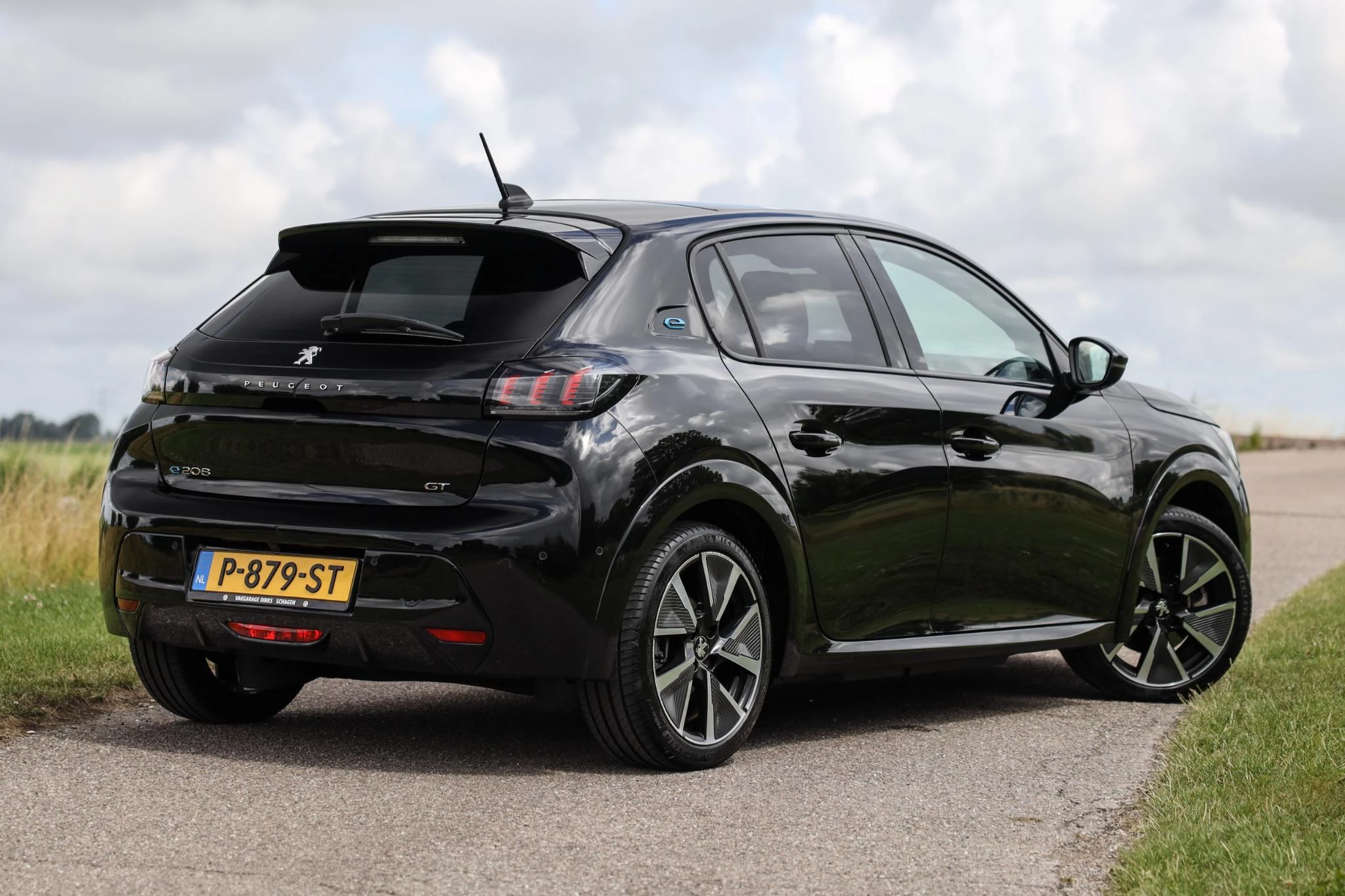 Hoofdafbeelding Peugeot e-208