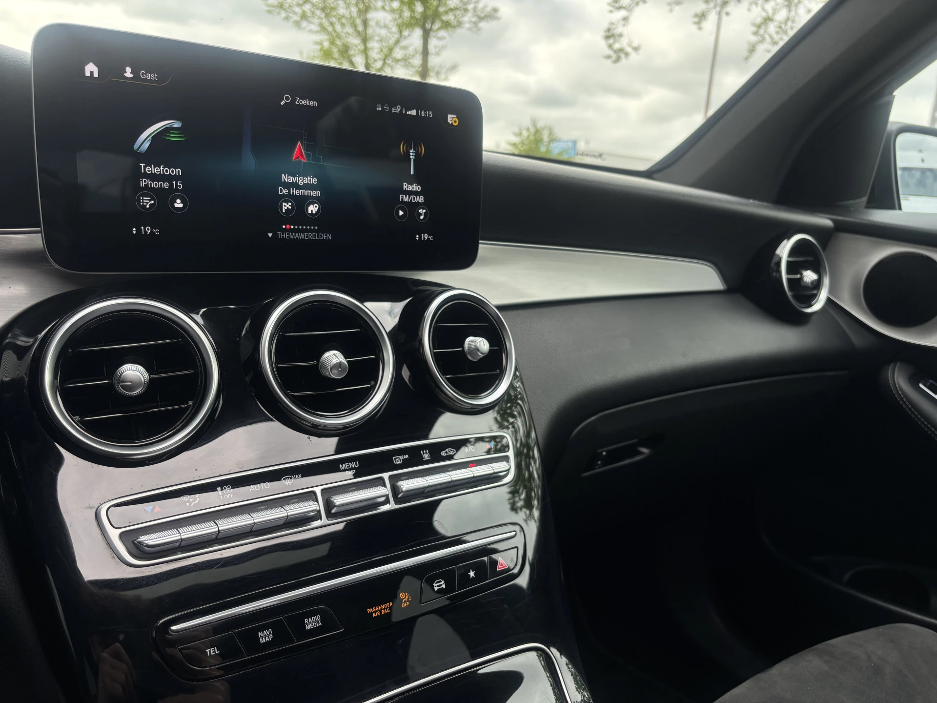 Hoofdafbeelding Mercedes-Benz GLC