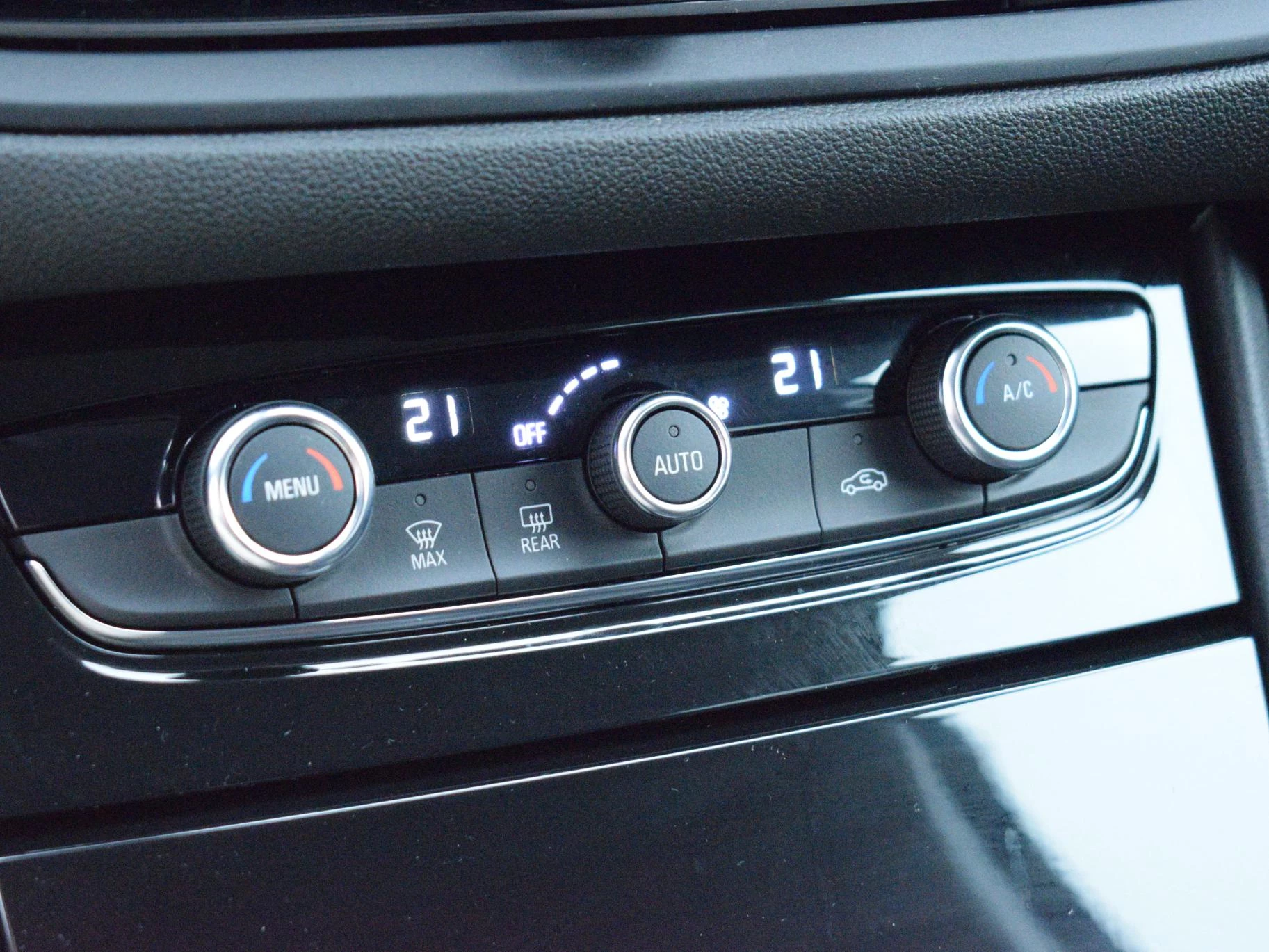 Hoofdafbeelding Opel Grandland