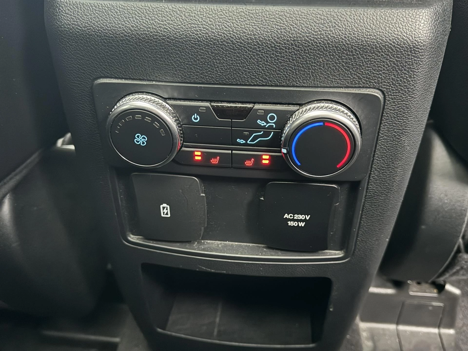 Hoofdafbeelding Ford Explorer