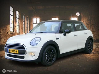 Mini 1.5 Cooper - org NL auto - 2e eig - navi - cruise -F55