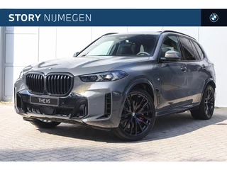 BMW X5 xDrive50e M Sport Automaat / Panoramadak / Trekhaak / M Multifunctionele Stoelen / Active Steering / Massagefunctie / Parking Assistant Professional