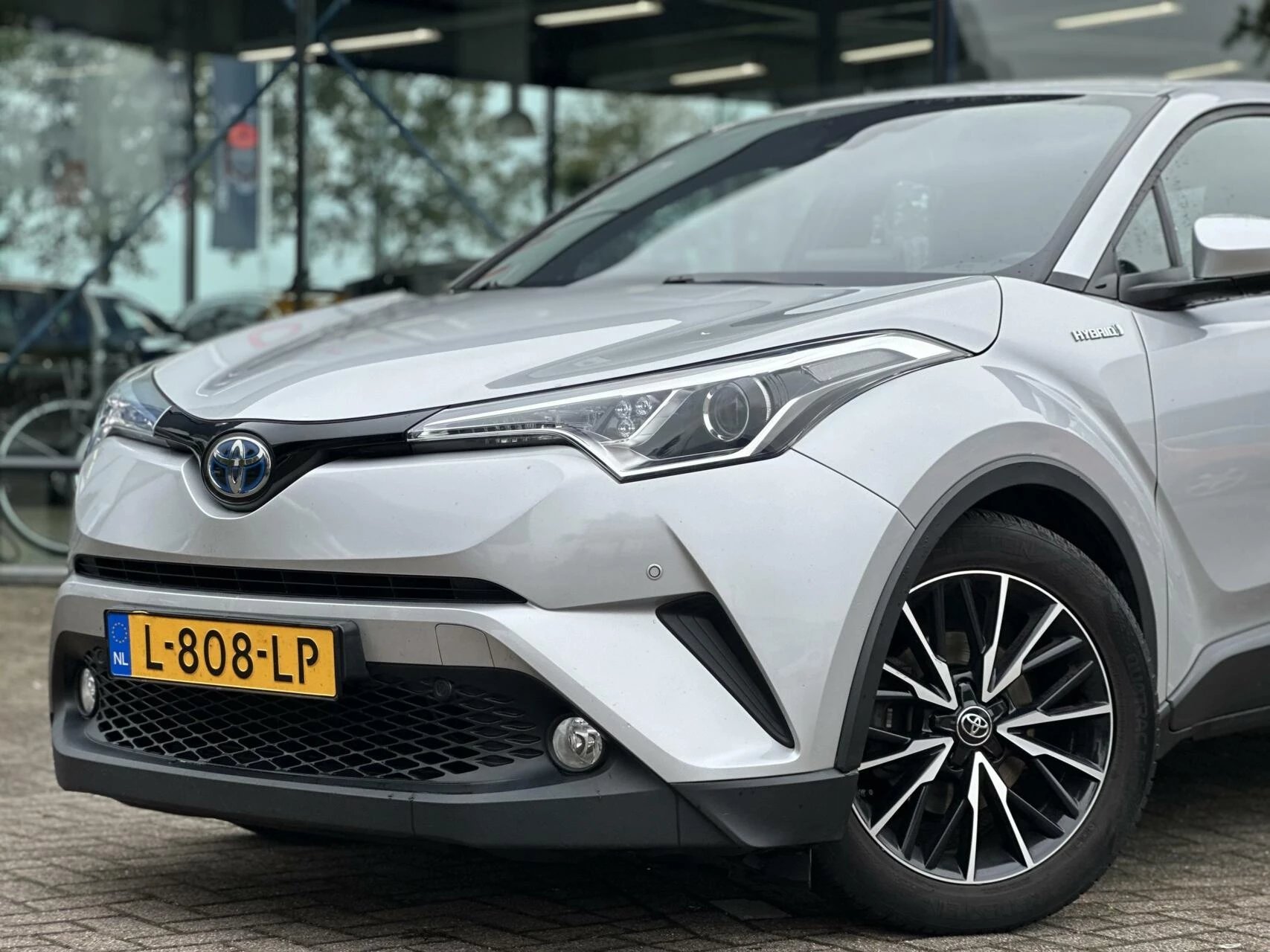 Hoofdafbeelding Toyota C-HR