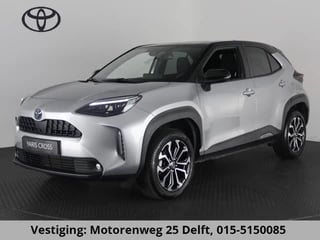 Toyota Yaris Cross 1.5 HYBRID DYNAMIC-PACK BI-TONE NAVIGATIE GARANTIE TOT 3-2032 Clima . Adaptieve cruise. LMV.