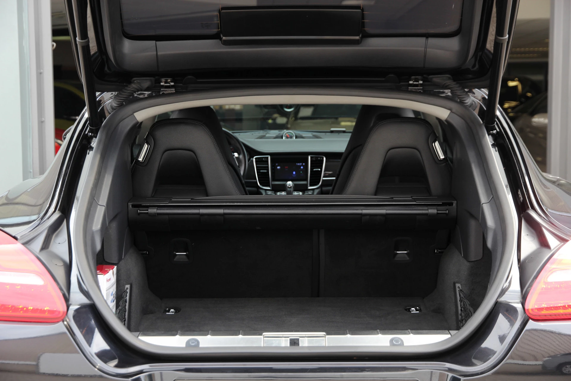 Hoofdafbeelding Porsche Panamera