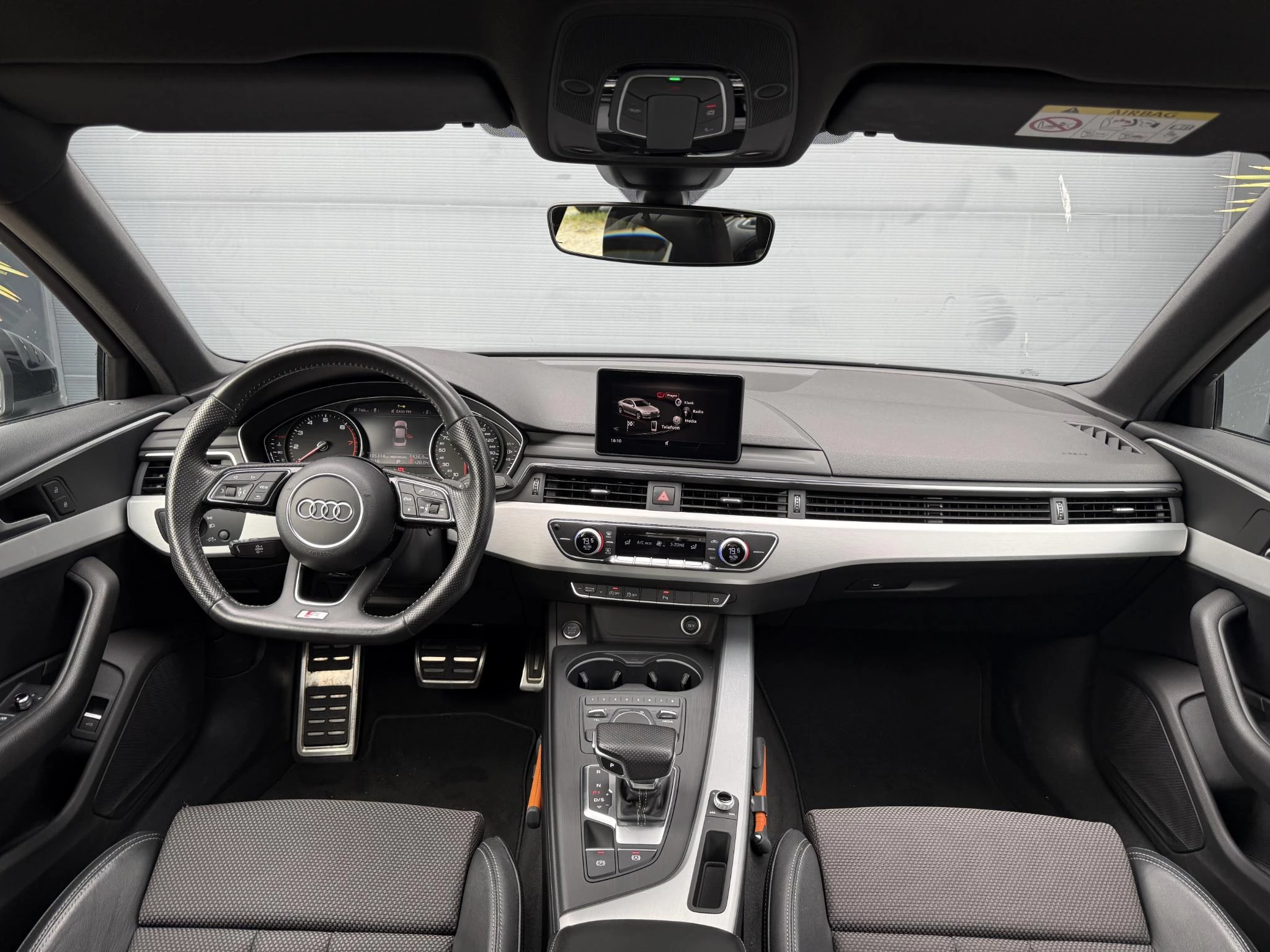 Hoofdafbeelding Audi A4