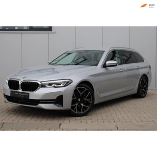 BMW 5-serie Touring 530i Executive ACC I VIRTUAL I CARPLAY I ELEK. TREKHAAK I NIEUW 19INCH BREEDSET I LED I LEDER I DODE HOEK I
