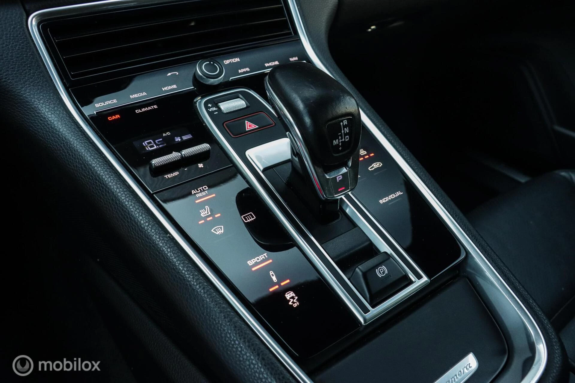 Hoofdafbeelding Porsche Panamera