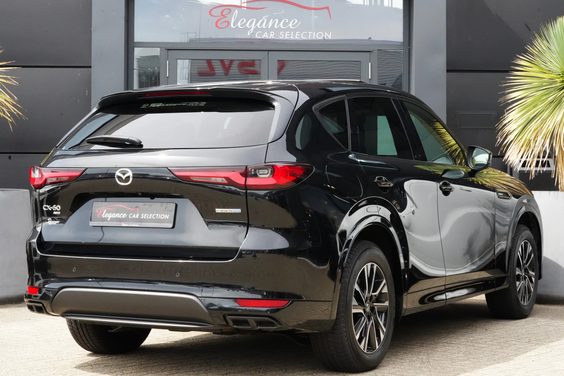 Hoofdafbeelding Mazda CX-60