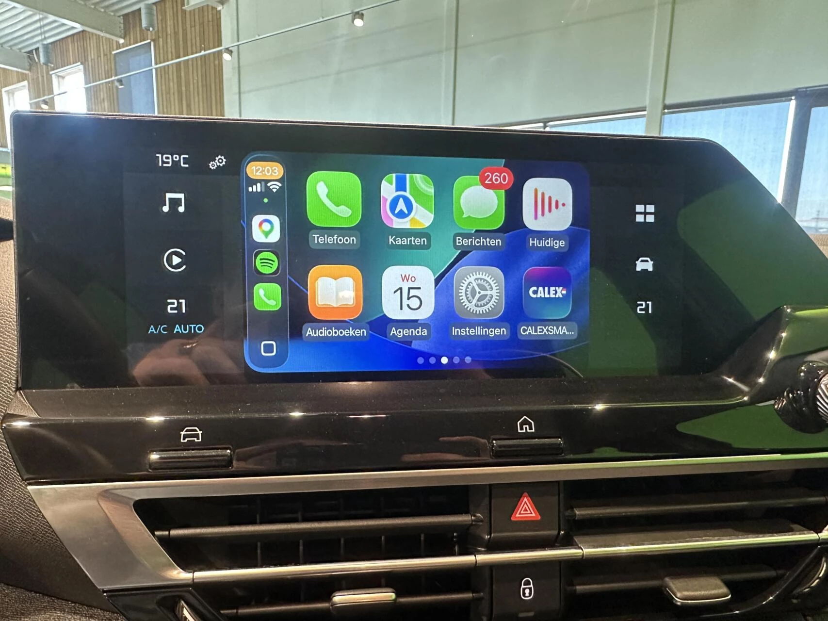 Hoofdafbeelding Citroën ë-C4