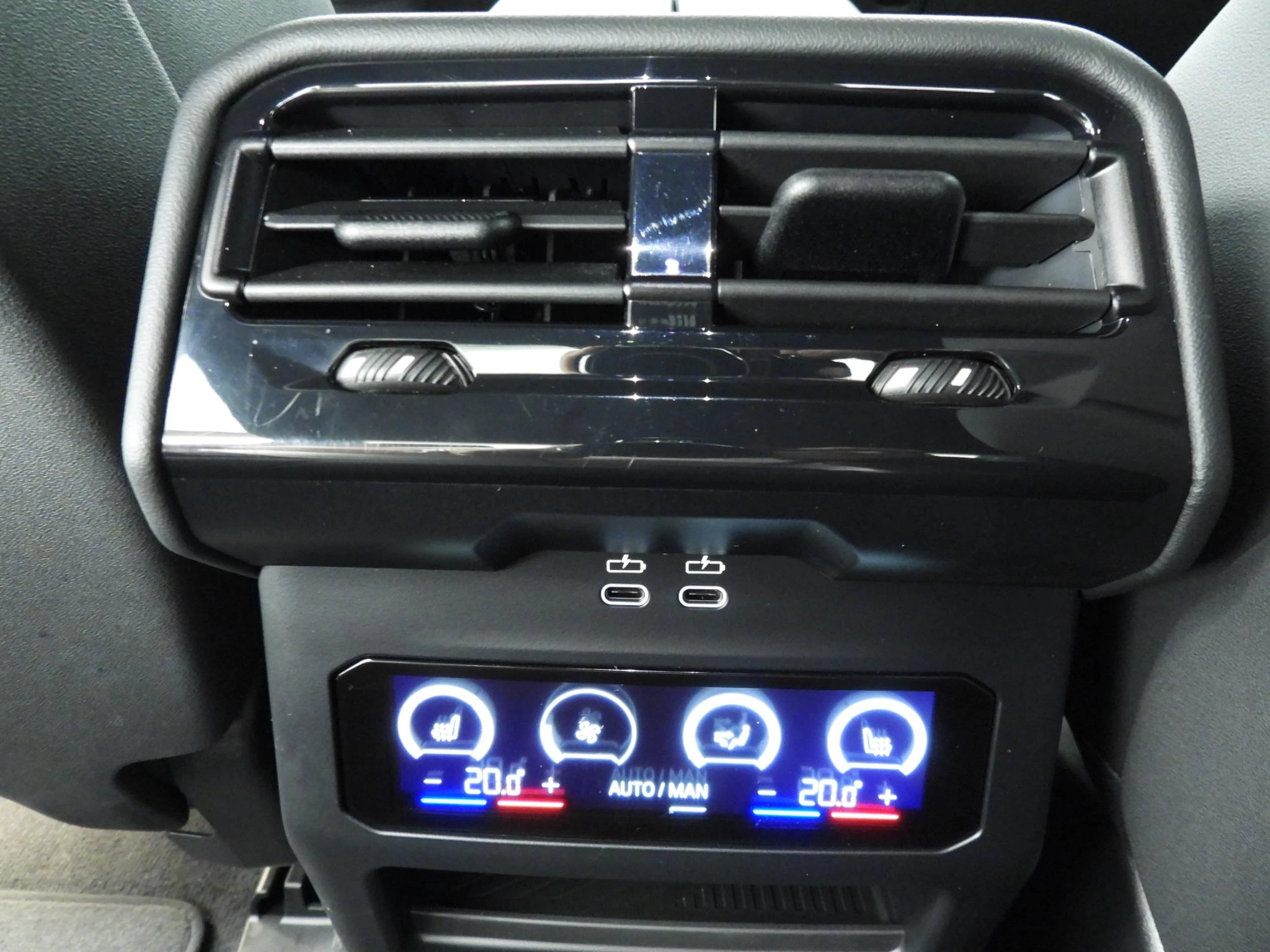 Hoofdafbeelding BMW i5