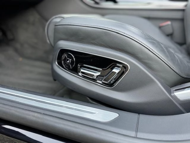 Hoofdafbeelding Audi A8