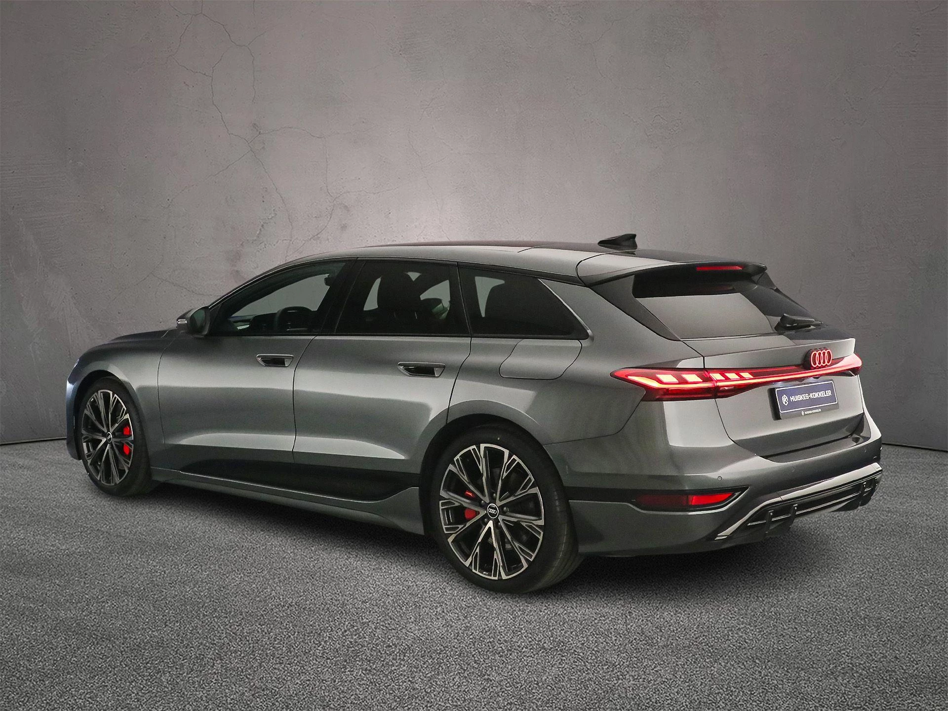 Hoofdafbeelding Audi S6 Avant e-tron