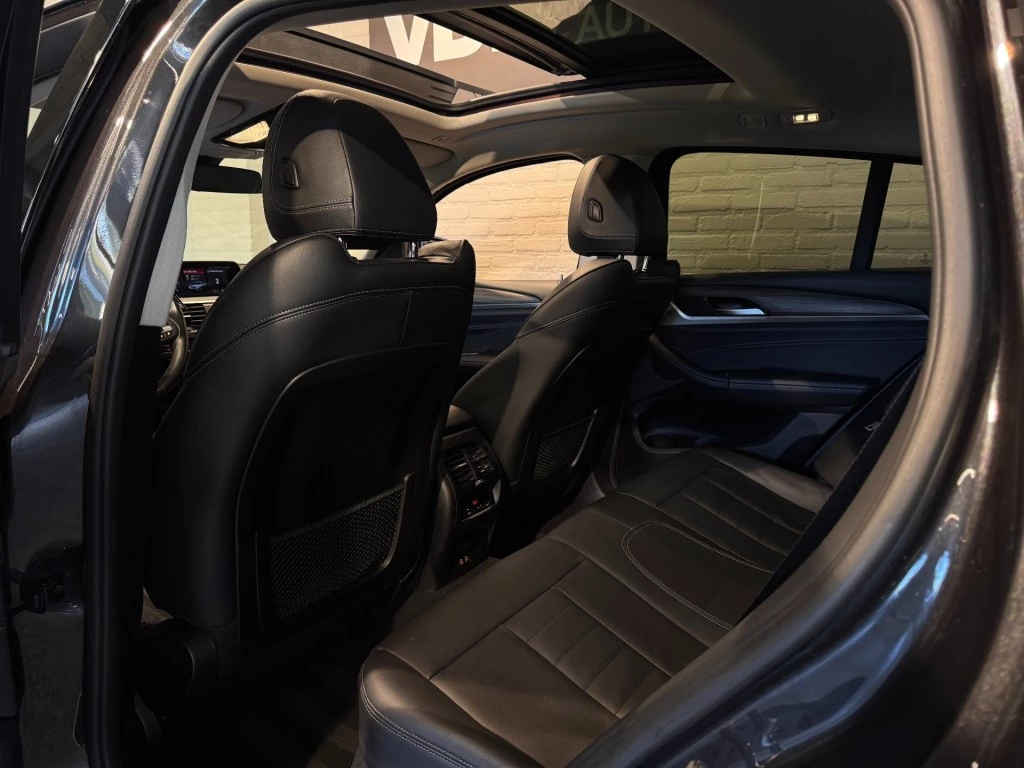 Hoofdafbeelding BMW X4