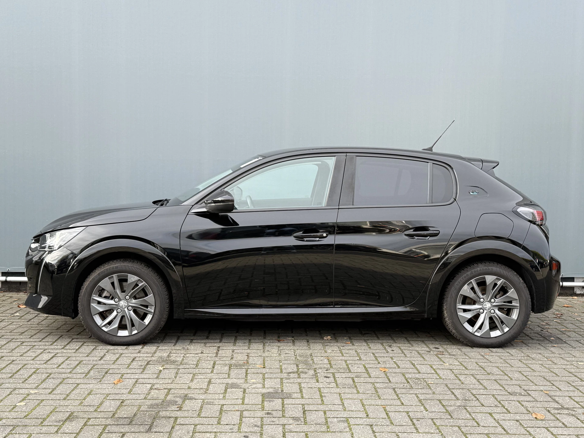 Hoofdafbeelding Peugeot e-208