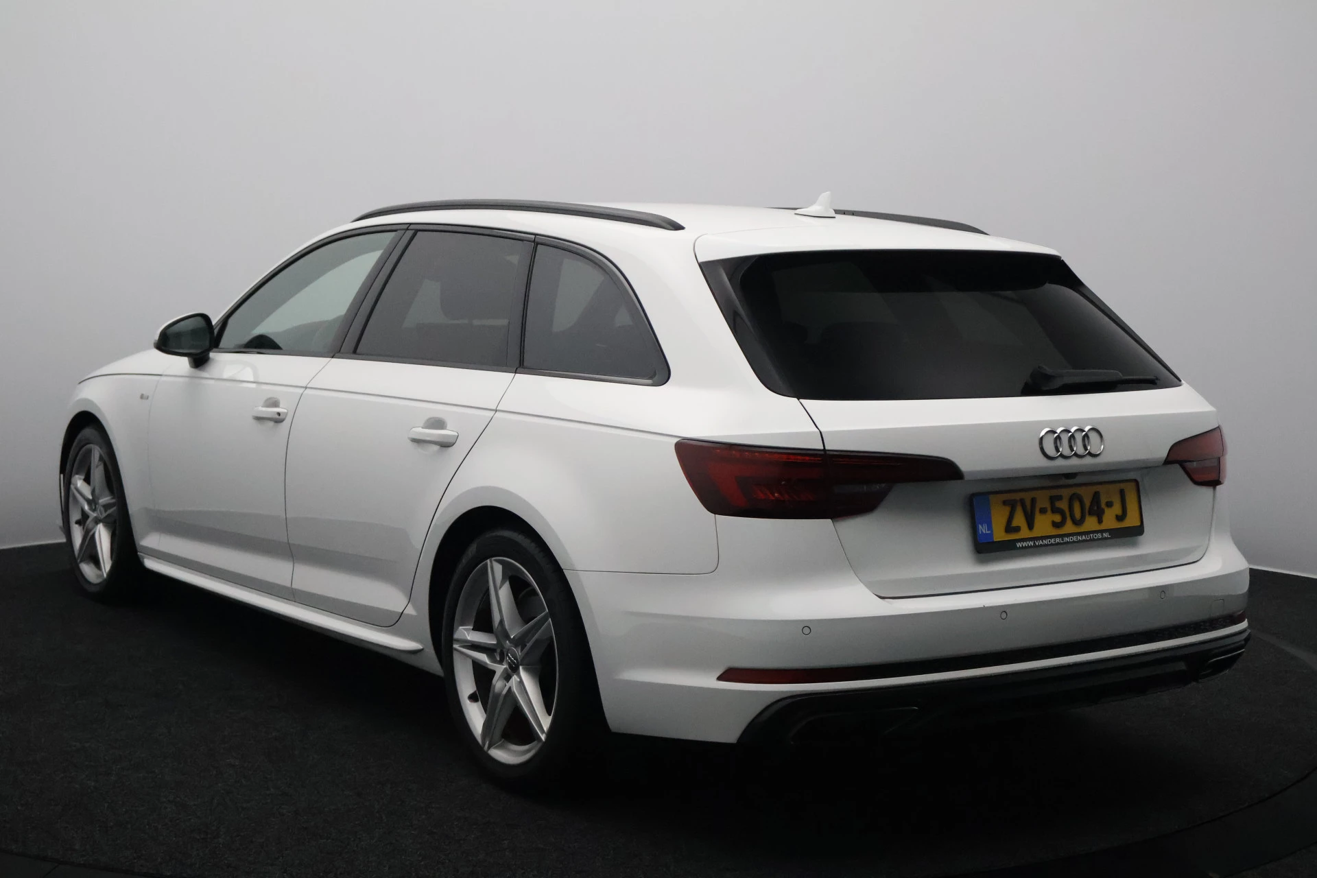 Hoofdafbeelding Audi A4