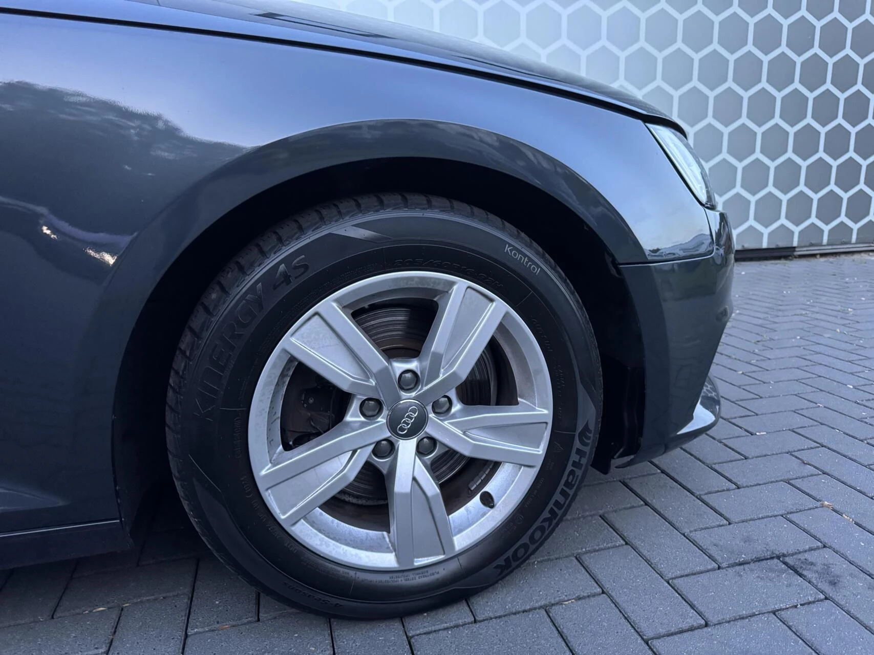 Hoofdafbeelding Audi A4