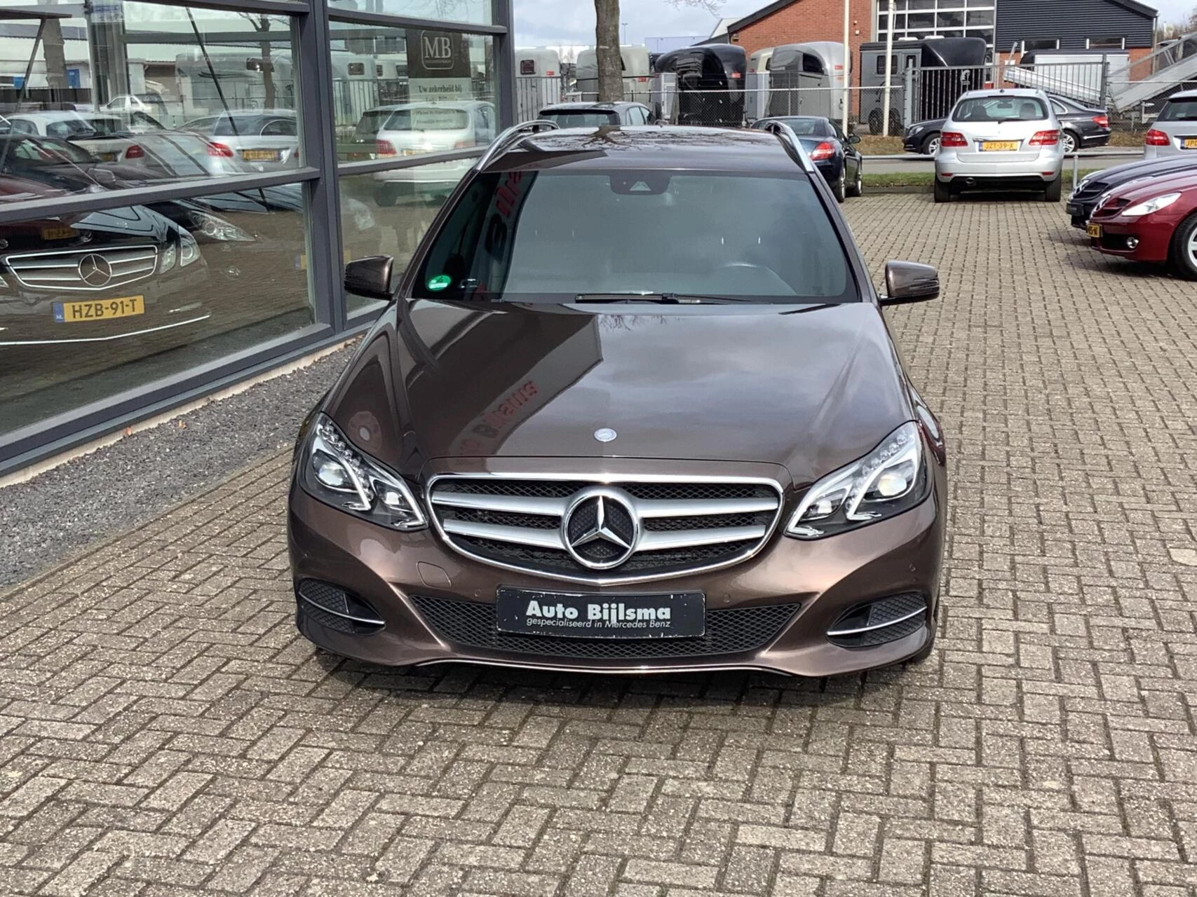 Hoofdafbeelding Mercedes-Benz E-Klasse