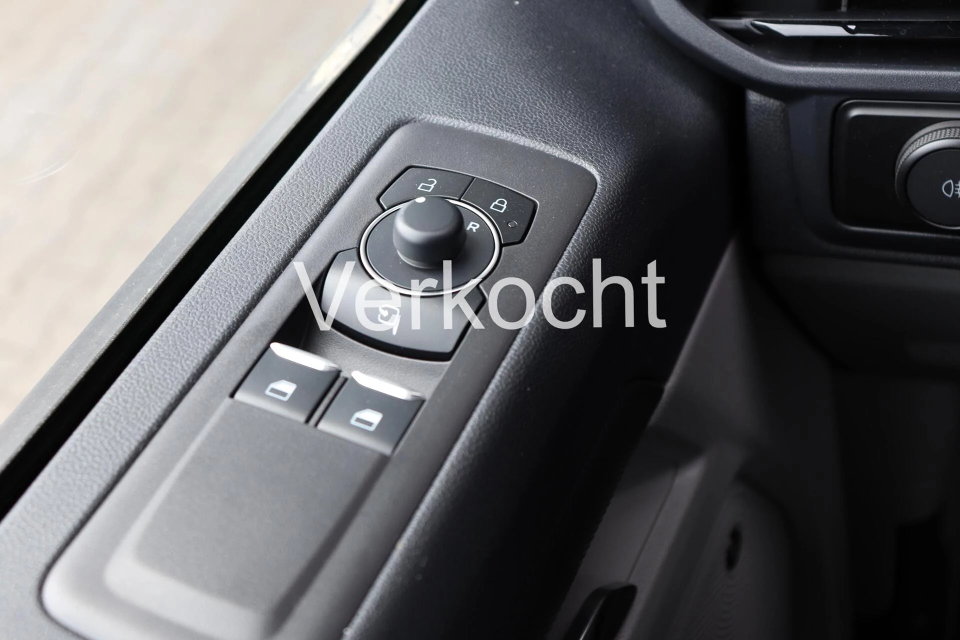 Hoofdafbeelding Ford E-Transit Custom