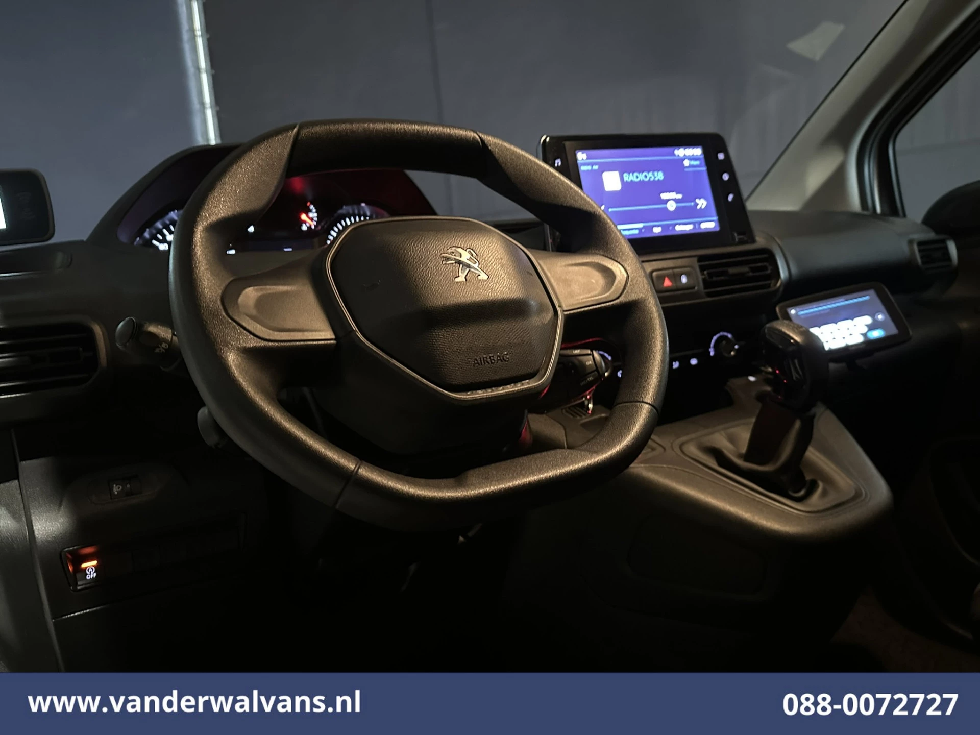 Hoofdafbeelding Peugeot Partner