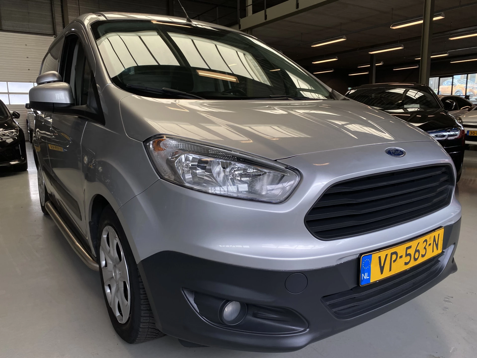 Hoofdafbeelding Ford Transit Courier