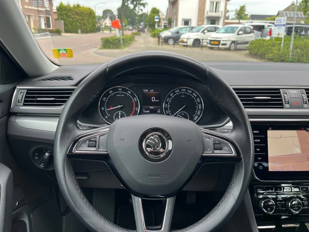 Hoofdafbeelding Škoda Superb