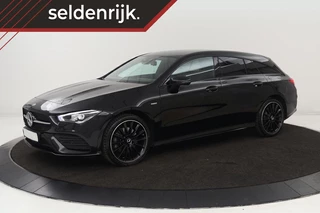 Mercedes-Benz CLA-klasse Shooting Brake 250e AMG Night | Carplay | Stoelverwarming |  Leder/Alcantara | Sfeerverlichting | Camera | Full LED | Park Assist | 19'' | Widescreen | Navigatie
