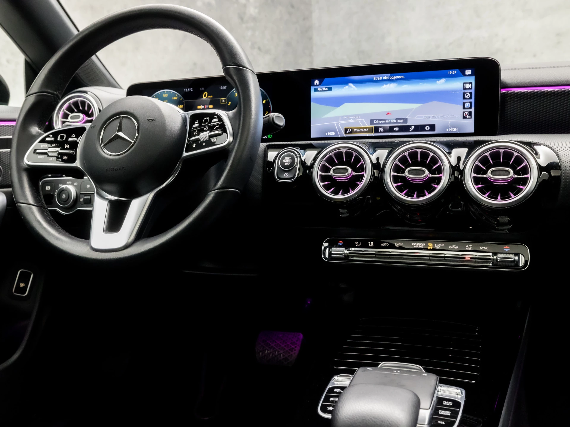 Hoofdafbeelding Mercedes-Benz CLA