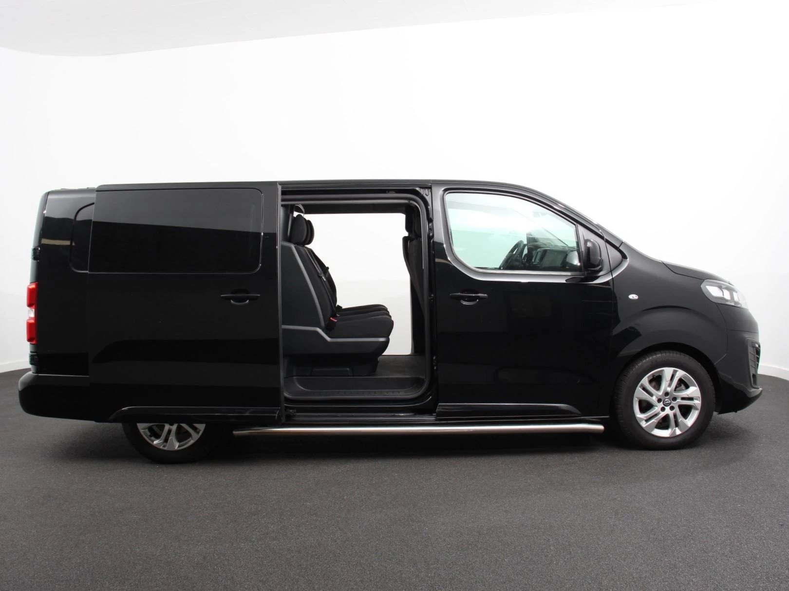 Hoofdafbeelding Opel Vivaro-e