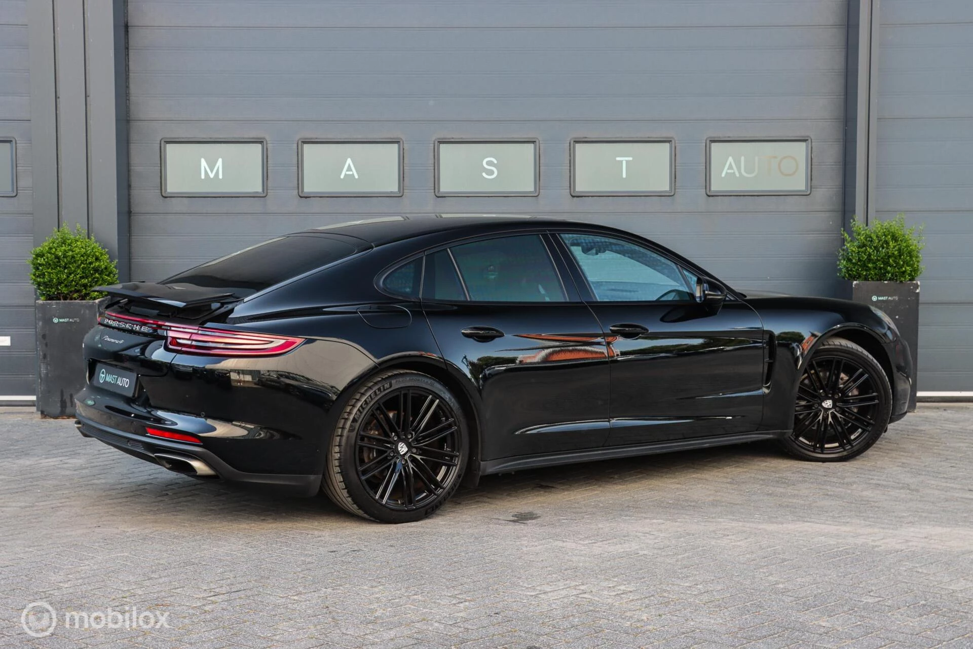 Hoofdafbeelding Porsche Panamera