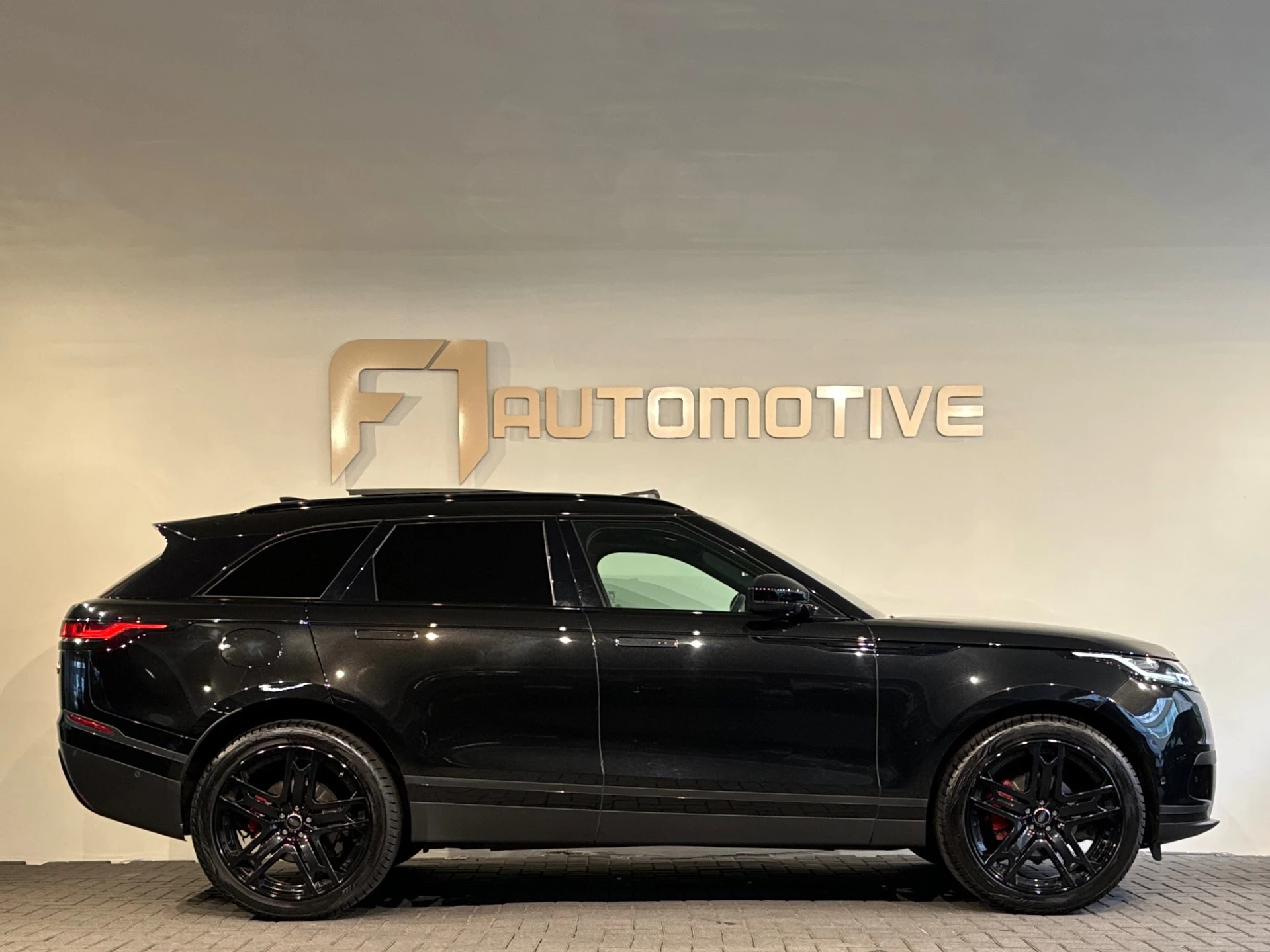 Hoofdafbeelding Land Rover Range Rover Velar