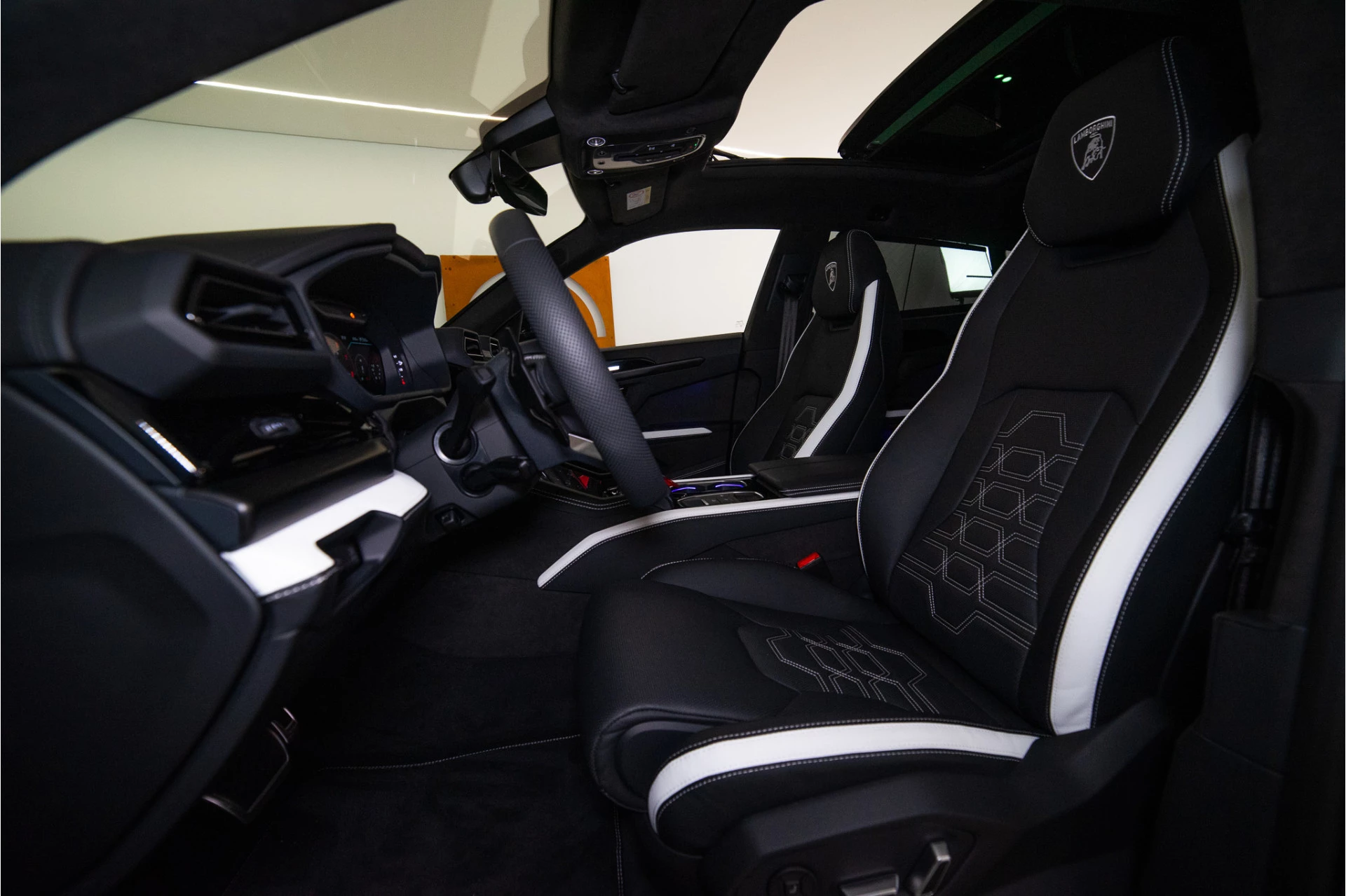 Hoofdafbeelding Lamborghini Urus