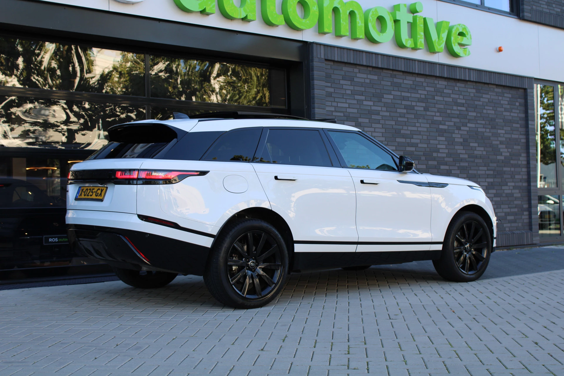 Hoofdafbeelding Land Rover Range Rover Velar