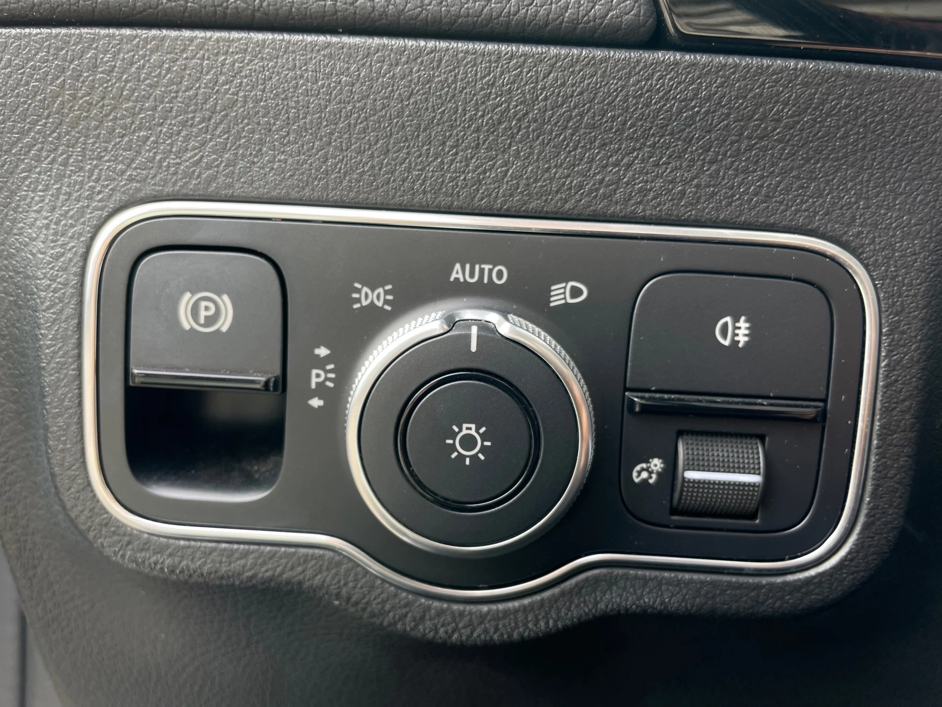 Hoofdafbeelding Mercedes-Benz EQA